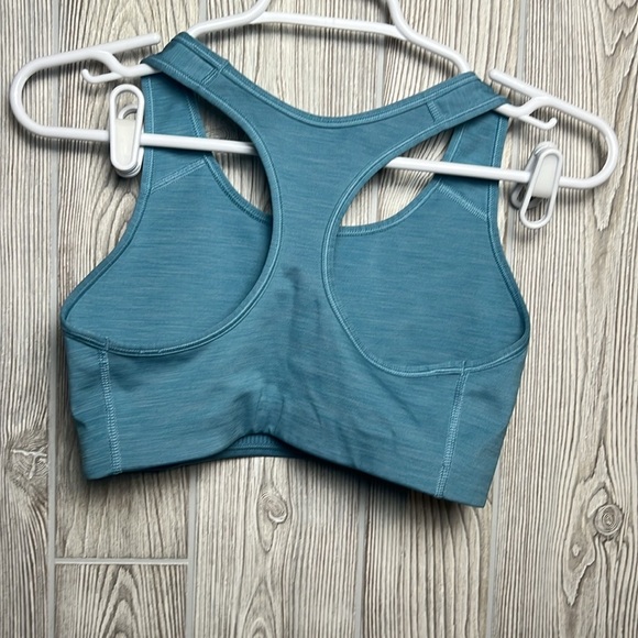 Nike Womens Sports Bra Training Size Medium Blue Dri Fit - Picture 4 of 5